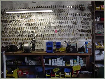 Locksmith Solution Services San Diego, CA 619-215-9196 - 68-44-3